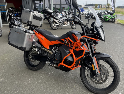KTM 890 ADVENTURE