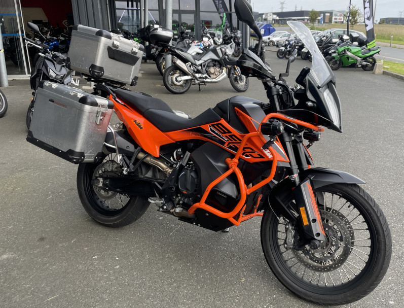 KTM 890 ADVENTURE