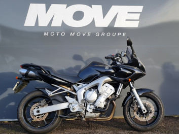 YAMAHA FZ6 600 FAZER