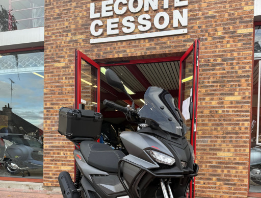 APRILIA SR GT 125 SPORT FULL EQUIPE