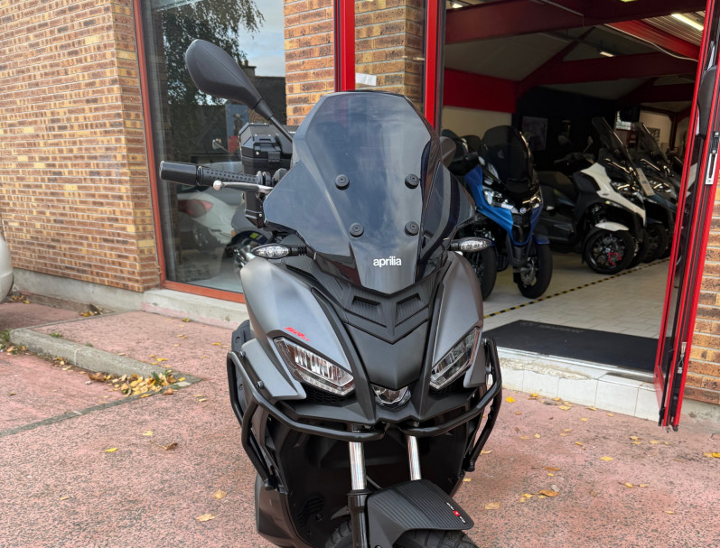 APRILIA SR GT 125 SPORT FULL EQUIPE