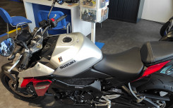 SUZUKI GSX-S 950