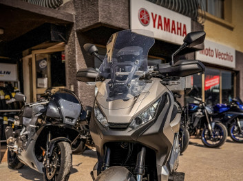 HONDA X-ADV