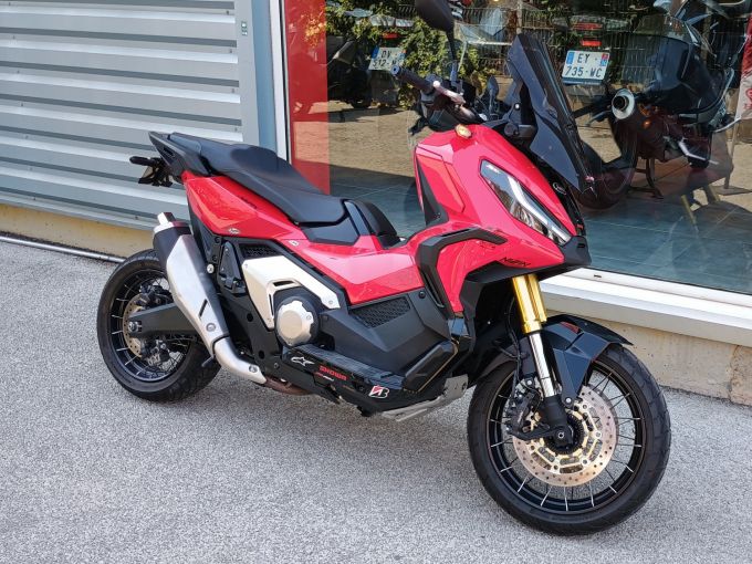 HONDA X-ADV 4