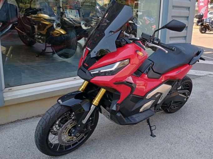 HONDA X-ADV 4