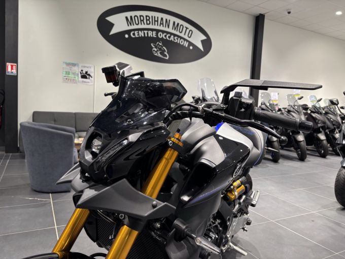 YAMAHA MT-09 SP 4