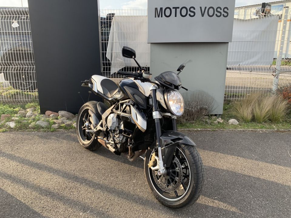 MV AGUSTA BRUTALE 800 4