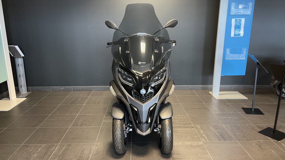 PIAGGIO MP3 400 HPE ABS ASR 4