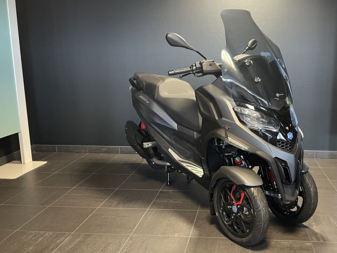 PIAGGIO MP3 400 HPE ABS ASR 4