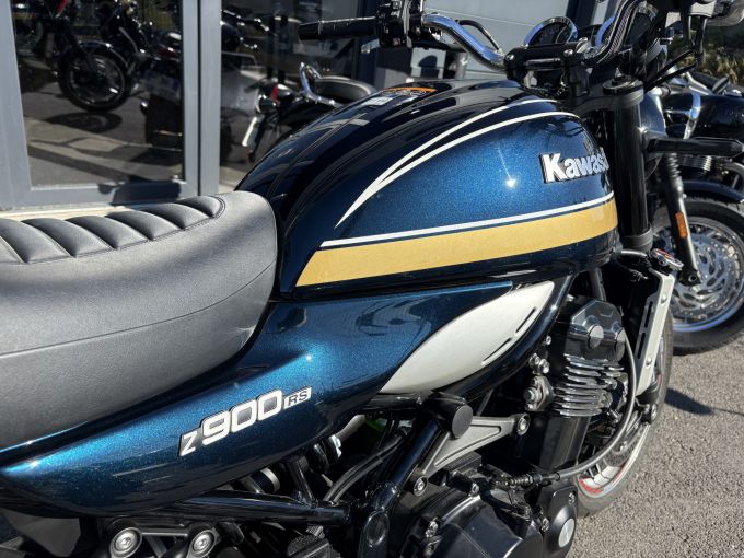 KAWASAKI Z 900 RS 4
