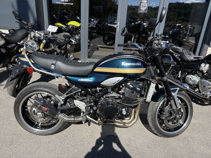 KAWASAKI Z 900 RS 4