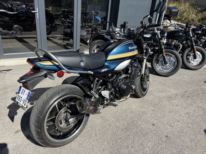 KAWASAKI Z 900 RS 4