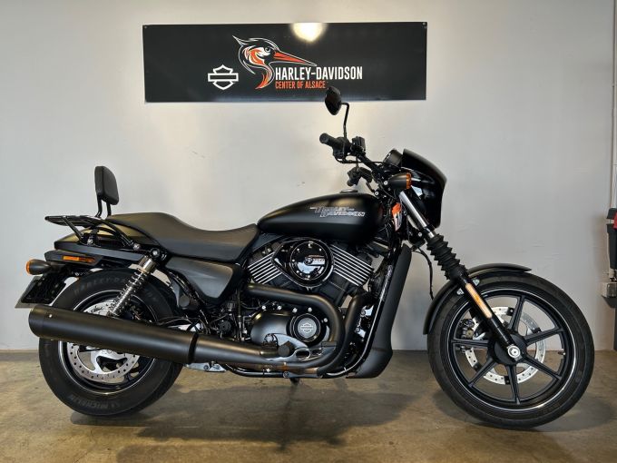 HARLEY-DAVIDSON STREET 750 4