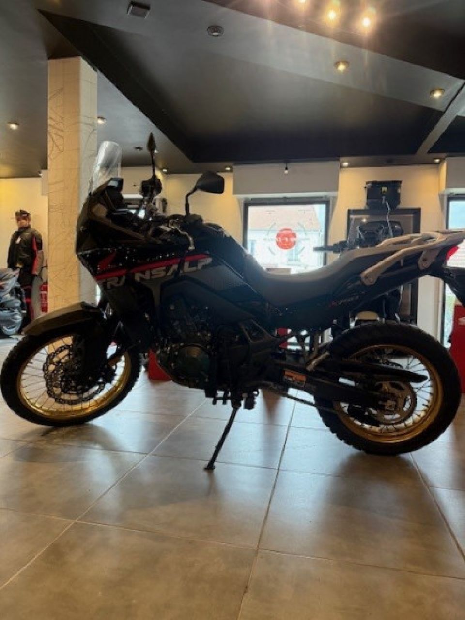 HONDA XL750 TRANSALP 4