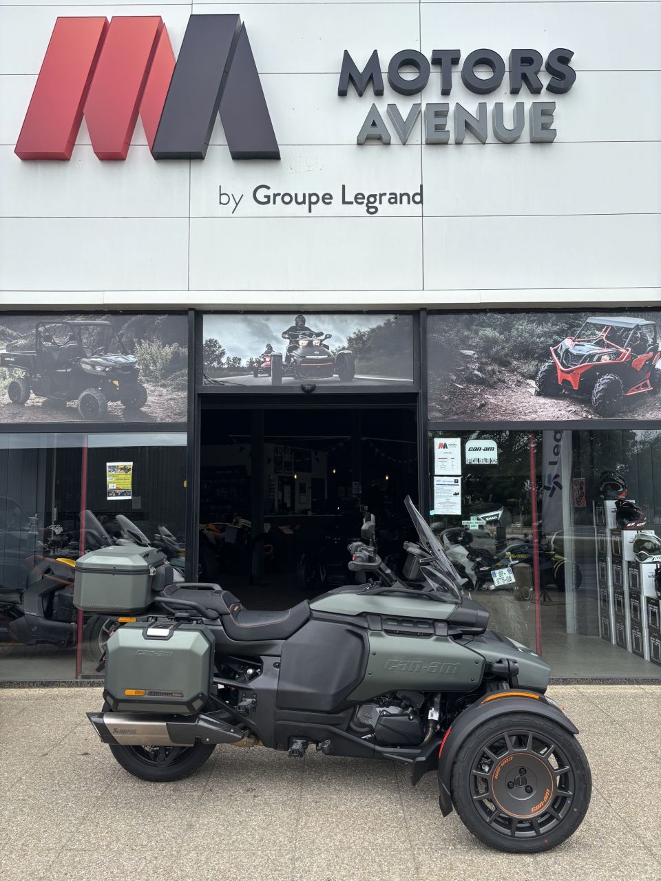 CAN-AM SPYDER RT 4