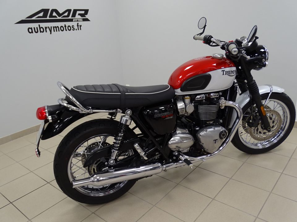 TRIUMPH BONNEVILLE T120 4
