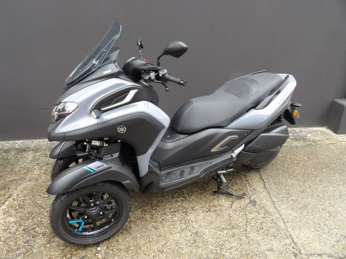 YAMAHA TRICITY 300 4