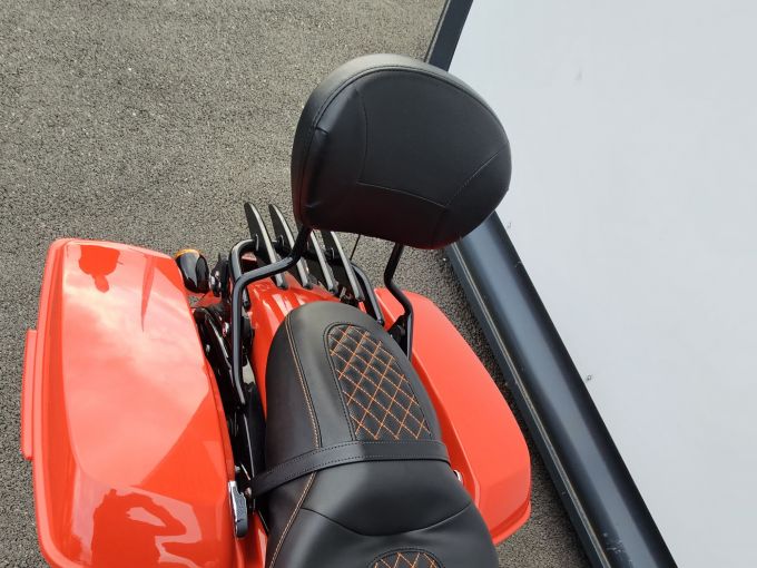 HARLEY-DAVIDSON TOURING STREET GLIDE 1870 4