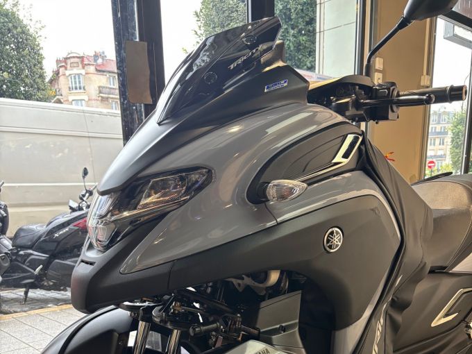 YAMAHA TRICITY 300 4
