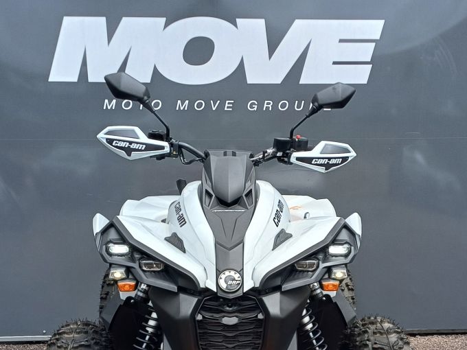 CAN-AM RENEGADE 4