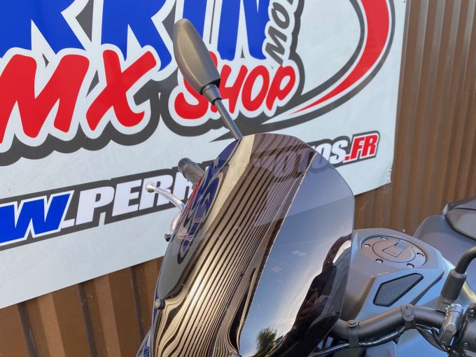 YAMAHA MT-09  Y-AMT 4