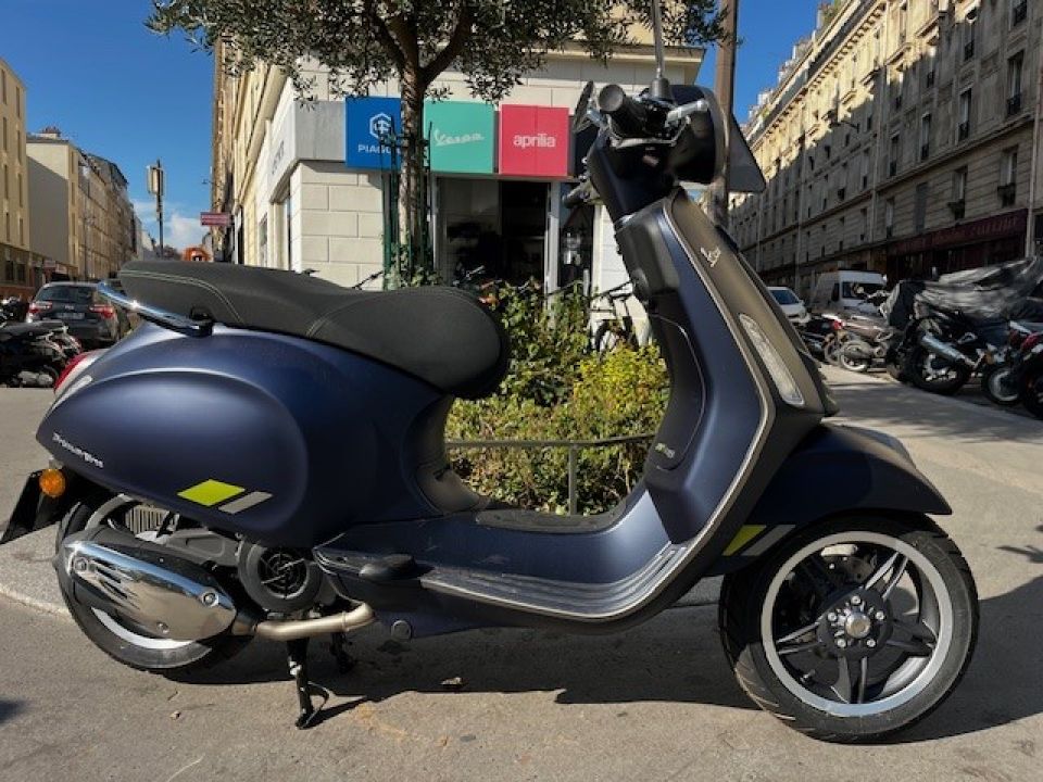 VESPA PRIMAVERA 125 4