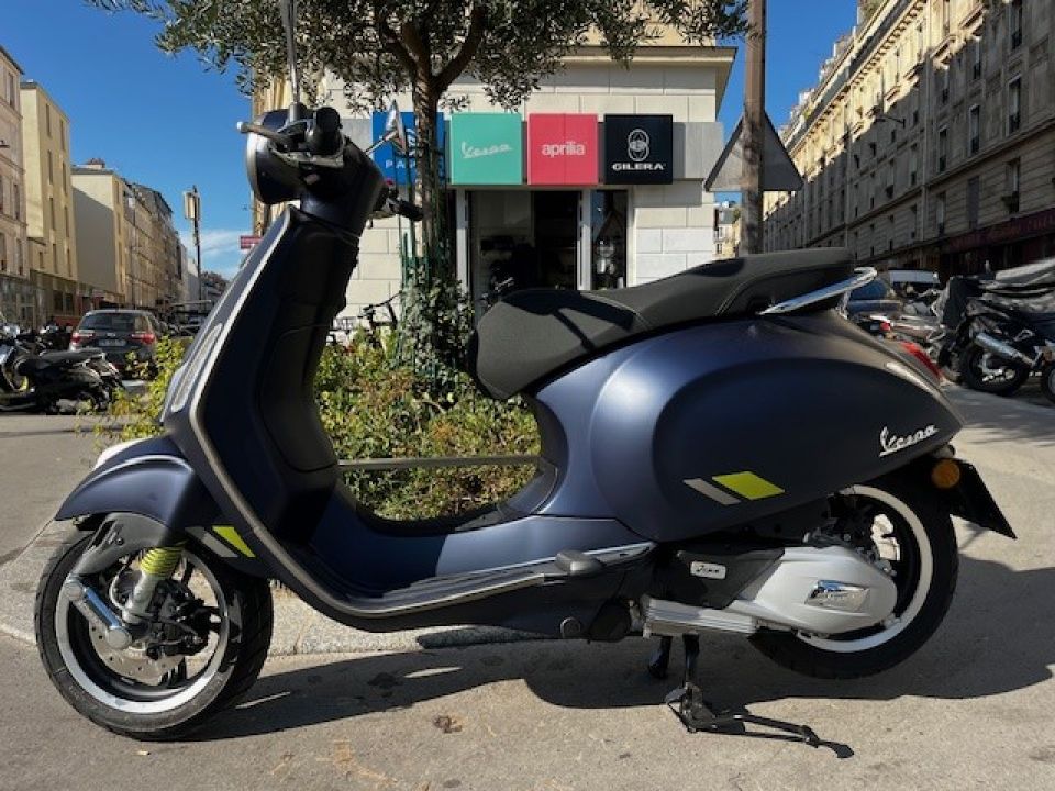 VESPA PRIMAVERA 125 4