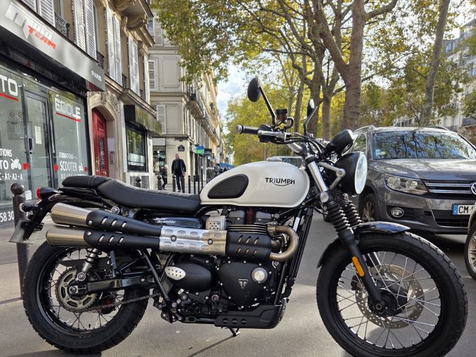 TRIUMPH STREET SCRAMBLER 900 4