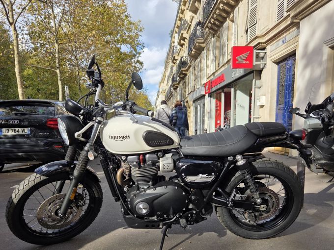TRIUMPH STREET SCRAMBLER 900 4