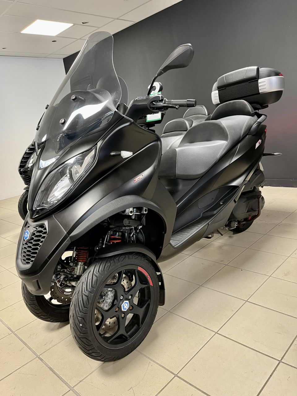 PIAGGIO MP3 350 ABS/ASR 4