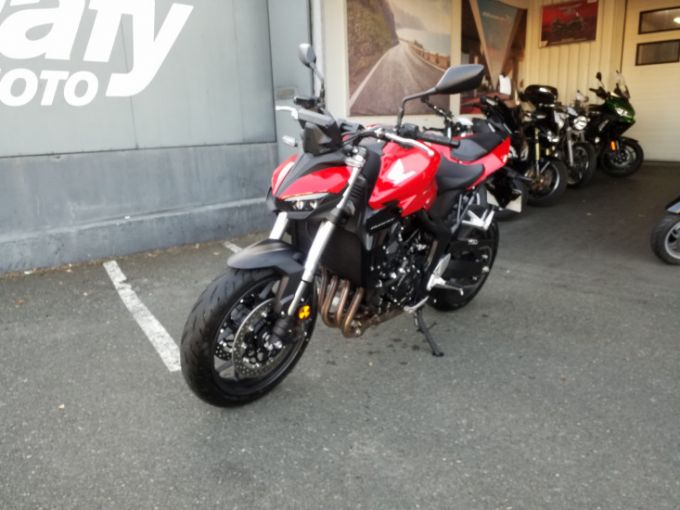 HONDA CB 1000 Hornet 4