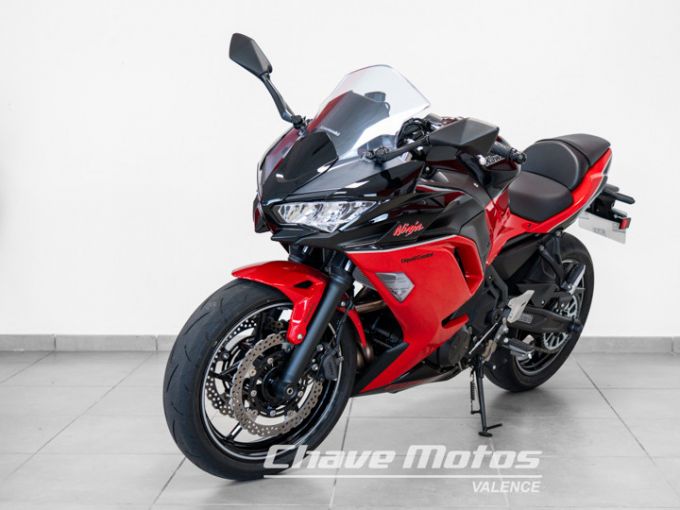 KAWASAKI NINJA 650 4
