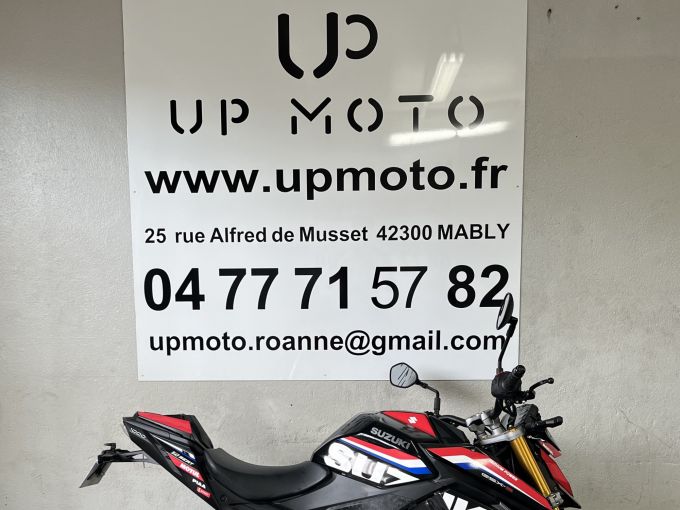 SUZUKI GSX-S 1000 4