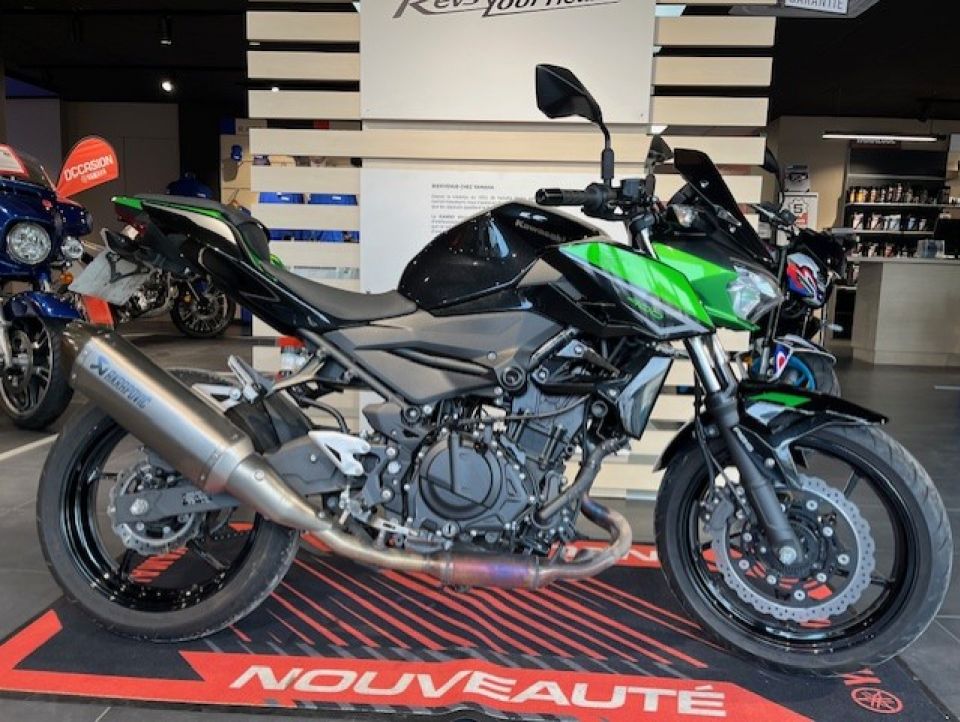 KAWASAKI Z400 4