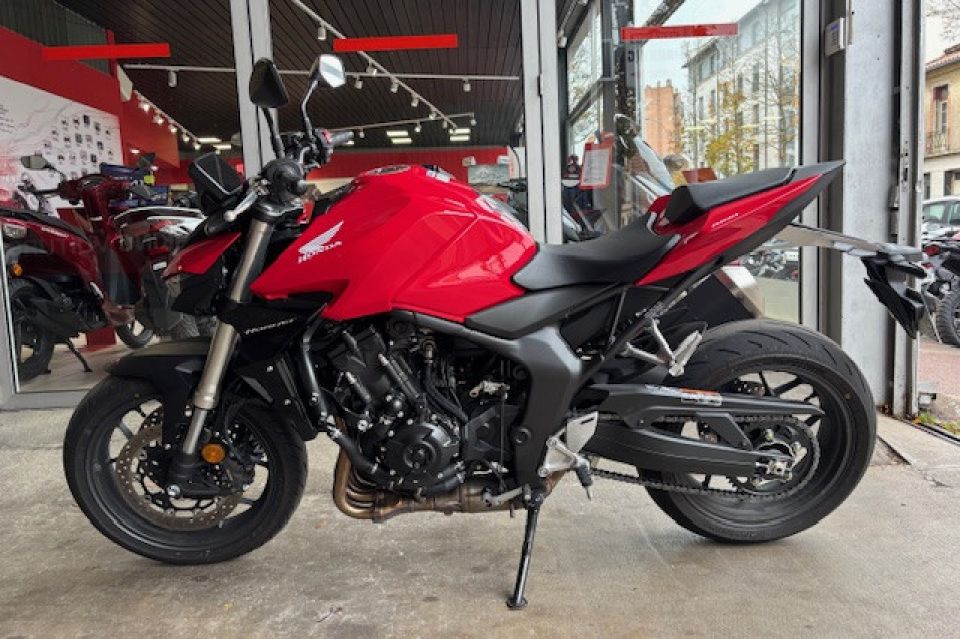 HONDA CB1000 Hornet 4