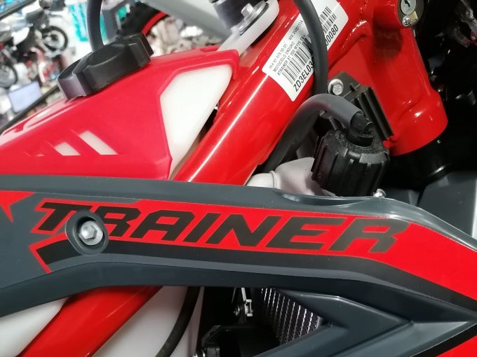 BETA XTRAINER 300 4