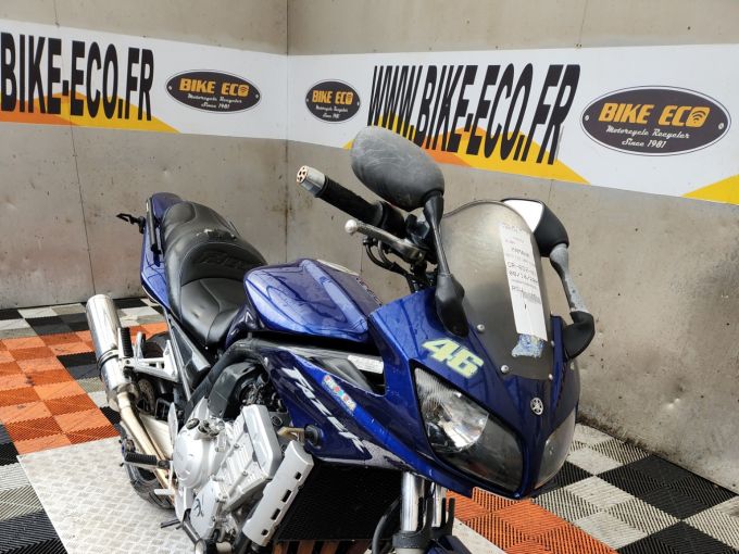 YAMAHA FZS FAZER 1000 4