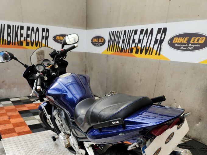 YAMAHA FZS FAZER 1000 4