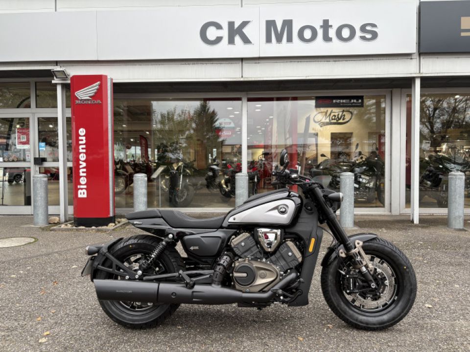 QJ MOTOR SRV 600 V4 4