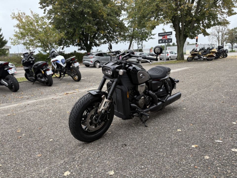 QJ MOTOR SRV 600 V4 4