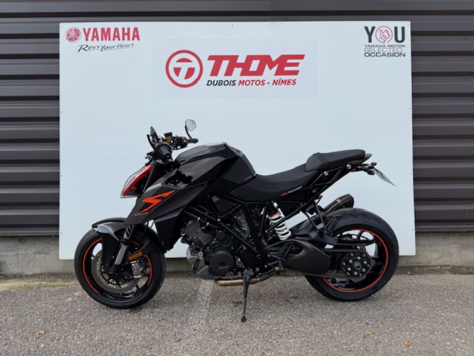 KTM 1290 SUPER DUKE R 4