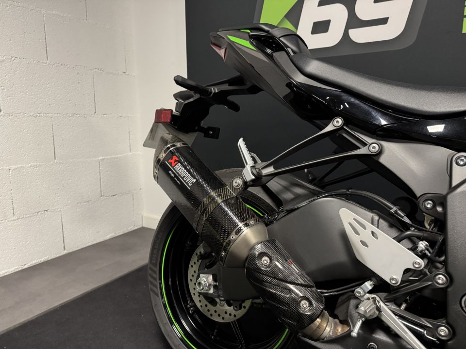 KAWASAKI ZX-6R 636 4