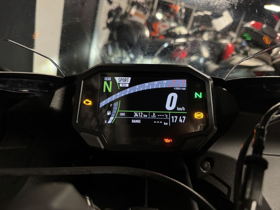 KAWASAKI ZX-6R 636 4