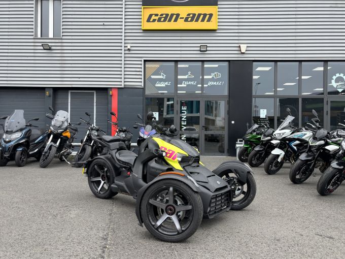 CAN-AM RYKER 900 SPORT 4