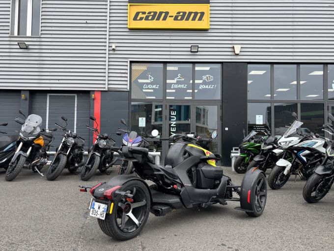 CAN-AM RYKER 900 SPORT 4