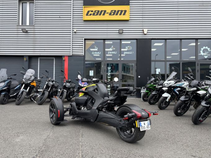 CAN-AM RYKER 900 SPORT 4