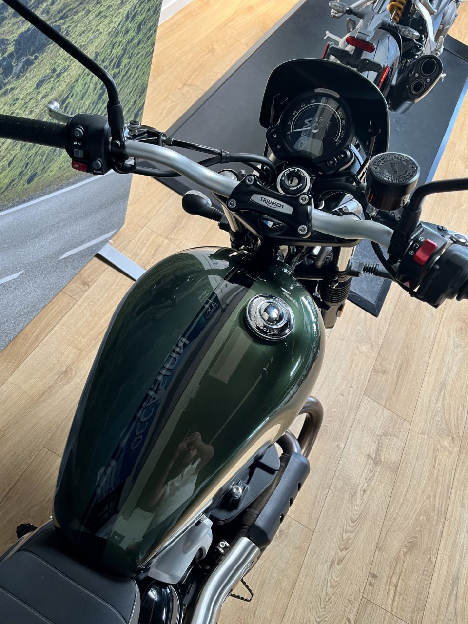 TRIUMPH SCRAMBLER 900 4