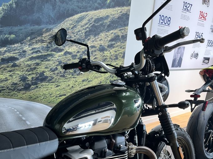 TRIUMPH SCRAMBLER 900 4