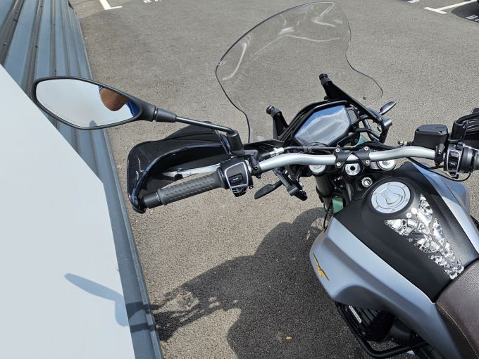 MOTO GUZZI V85 TT 850 4