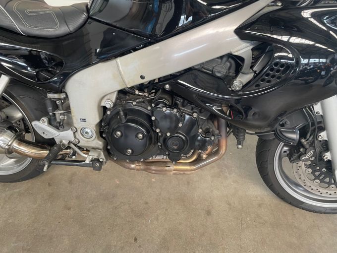 TRIUMPH SPRINT 955 RS 4